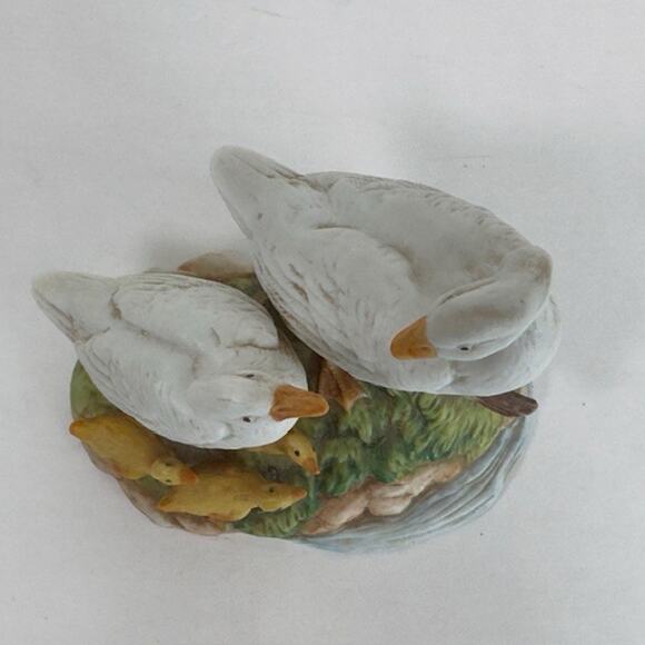 Homco #1459 Porcelain Figurine w/Sticker Duck/Ducklings/Geese Family Vintage - Picture 10 of 16